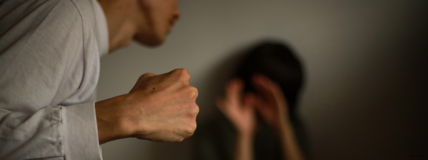 homem-e-denunciado-por-violencia-domestica-e-outros-crimes-contra-a-ex-companheira-em-araguacu