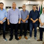 presidente-amelio-cayres-recebe-visita-institucional-do-senador-eduardo-gomes