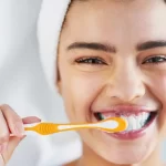 veja-5-dicas-de-como-manter-os-cuidados-com-a-higiene-bucal-nas-ferias