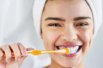 veja-5-dicas-de-como-manter-os-cuidados-com-a-higiene-bucal-nas-ferias