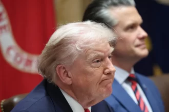 eua-fazem-novo-ataque-no-pacifico-e-matam-dois-em-barco-suspeito