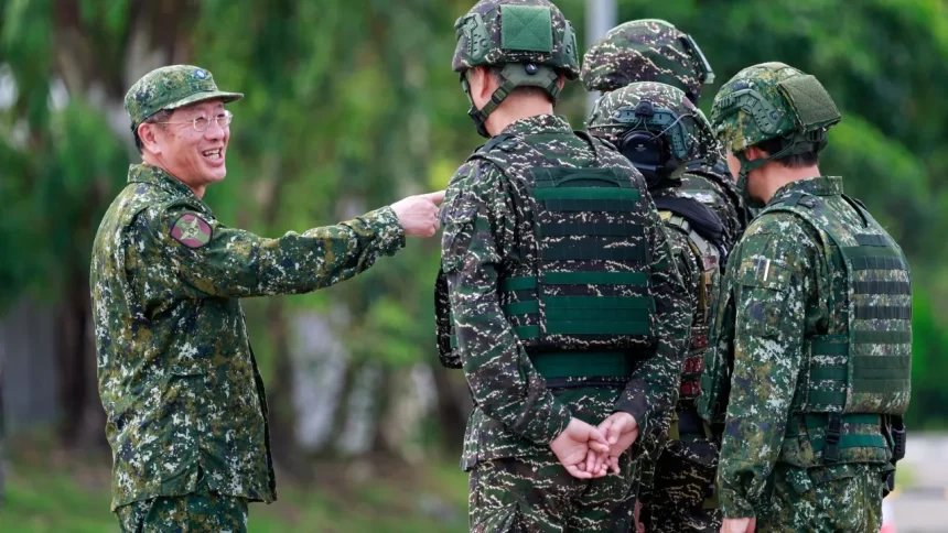 ministro-da-defesa-de-taiwan-adverte-que-ameaca-da-china-e-urgente-e-real