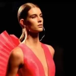 modelo-de-21-anos,-filha-de-ex-jogador,-e-encontrada-morta-em-casa