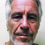 zuckerberg-e-musk-aparecem-em-foto-com-epstein-durante-jantar-depois-da-sua-condenacao