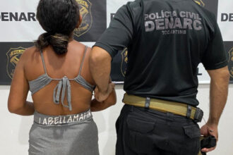 em-araguaina,-mulher-e-presa-pela-policia-civil-suspeita-de-trafico-de-drogas-na-regiao-da-“feirinha”