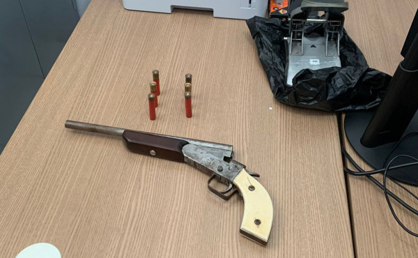 em-araguaina,-policia-civil-cumpre-mandado-de-busca,-apreende-arma-artesanal-e-prende-homem-em-flagrante