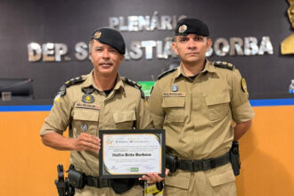 comandante-da-6a-cipm-recebe-titulo-de-cidadao-miracemense