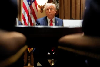 receita-dos-eua-vaza-dados-fiscais-de-milhares-de-pessoas-para-setor-de-imigracao,-diz-jornal