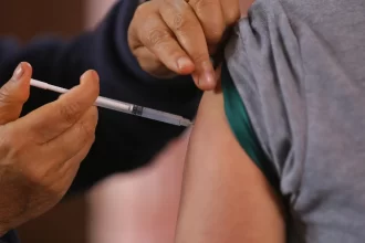 anvisa-aprova-vacina-contra-hpv-para-prevencao-de-canceres-de-orofaringe,-cabeca-e-pescoco