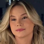 jornalista-flavia-bacelar-morre-aos-31-anos,-apos-cancer-agressivo