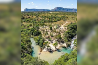 oasis-no-meio-do-cerrado: conheca-praia-de-aguas-cristalinas-e-paisagem-a-perder-de-vista-no-tocantins