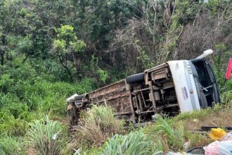 corpo-de-mulher-que-morreu-em-acidente-na-br-153-no-to-e-velado-no-ma