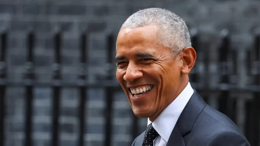 obama-garante-que-extraterrestres-“sao-reais”,-mas-“nao-estao-na-area-51”