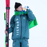 lucas-pinheiro-chegou-ao-brasil-apos-briga-com-noruega-por-patrocinios