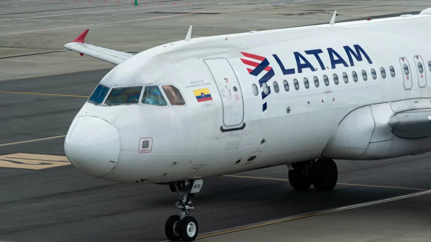 aviao-da-latam-com-destino-a-lisboa-aborta-decolagem-no-aeroporto-de-guarulhos