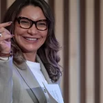 janja-diz-que-desistiu-de-desfilar-para-evitar-perseguicao-a-lula-e-escola-de-samba