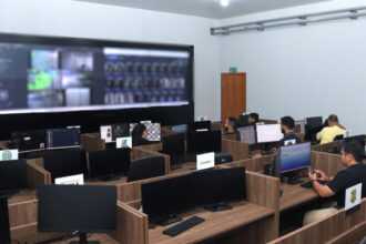 foragido-por-violencia-domestica-e-localizado-e-preso-apos-ser-detectado-por-sistema-de-reconhecimento-facial-no-carnapraca