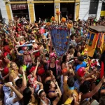 rio-espera-receber-6,8-milhoes-de-folioes-apenas-em-blocos-de-rua