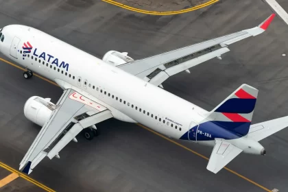 video-mostra-momento-em-que-aviao-da-latam-aborta-decolagem-em-guarulhos