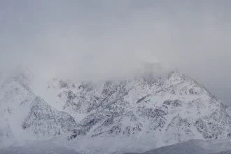 avalanche-na-california-deixa-10-esquiadores-desaparecidos