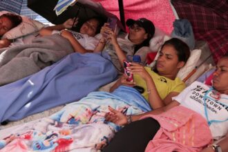 familiares-de-presos-politicos-fazem-greve-de-fome-em-caracas