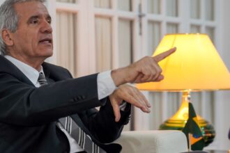 embaixador-de-cuba-chama-de-genocidio-medidas-de-trump-sobre-petroleo