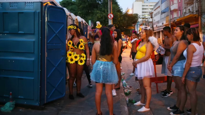 carnaval:-segurar-xixi-pode-prejudicar-saude