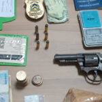 policia-civil-prende-dois-suspeitos-de-trafico-de-drogas-e-porte-ilegal-de-arma-de-fogo-na-regiao-sul-de-palmas