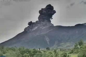 vulcao-kanlaon-entra-em-erupcao-nas-filipinas;-veja-as-imagens