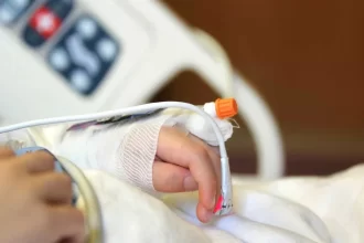 mae-de-menino-com-coracao-‘queimado’-diz:-“enquanto-respirar,-esta-vivo”