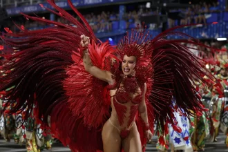 virginia-e-citada-por-juri-em-justificativa-que-diminuiu-nota-da-grande-rio