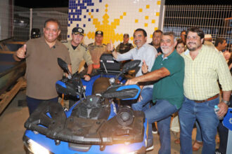 no-sul-do-estado,-governador-wanderlei-barbosa-entrega-equipamentos-a-pmto-e-anuncia-r$-18-milhoes-para-recuperacao-de-rodovia-entre-sao-salvador-e-palmeiropolis