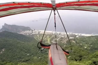 queda-de-asa-delta-deixa-uma-pessoa-morta-e-outra-em-estado-grave-no-rio