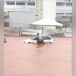 idoso-e-socorrido-por-jovens-apos-ficar-preso-em-carro-durante-alagamento-no-tocantins;