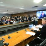 cpmi-do-inss-aprova-quebra-de-sigilo-de-lulinha-e-convoca-andre-moura