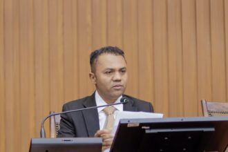 moisemar-marinho-apresenta-requerimento-para-reestruturacao-do-pccr-da-pm-e-do-corpo-de-bombeiros