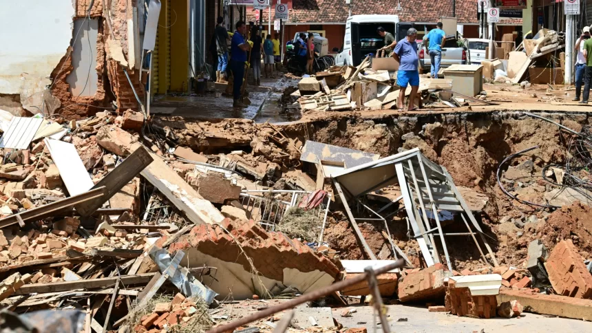 chega-a-64-o-numero-de-mortos-apos-chuvas-na-zona-da-mata,-em-mina-gerais