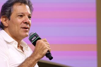banco-master-e-uma-pancada-no-sistema-bancario-brasileiro,-diz-haddad