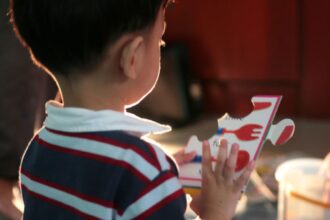 pesquisa-quer-melhorar-experiencia-de-turistas-neurodivergentes