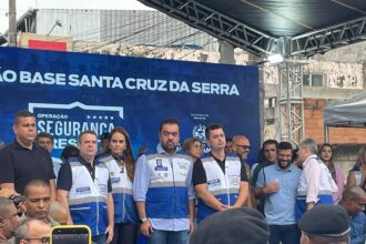 claudio-castro-nega-loteamento-apontado-pela-policia-federal-em-relatorio:-‘nao-tem-isso-de-perder-o-controle’