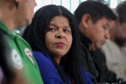 ministra-sonia-guajajara-e-internada-na-uti-em-sao-paulo