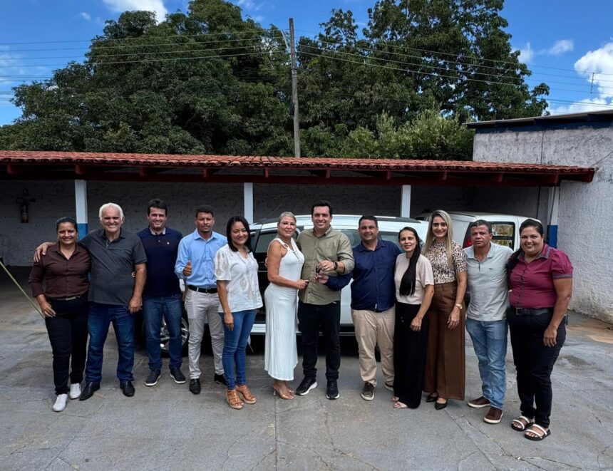 deputado-gutierres-torquato-entrega-veiculo-para-tratamento-de-hemodialise-em-talisma