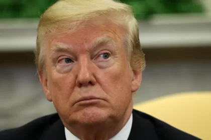 trump-recua,-anuncia-negociacoes-e-adia-ultimato-por-5-dias