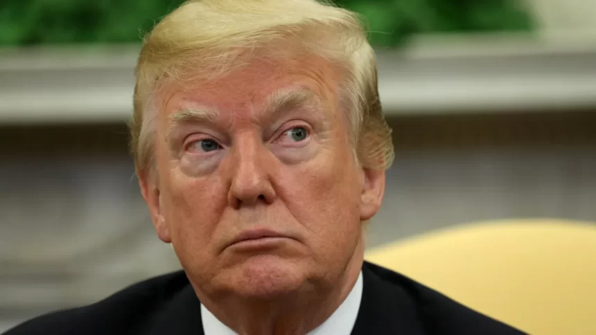 trump-recua,-anuncia-negociacoes-e-adia-ultimato-por-5-dias