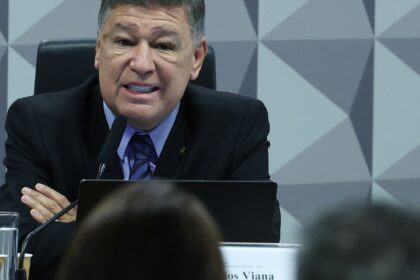 carlos-viana-diz-que-pedido-de-dino-para-explicar-emendas-e-retaliacao