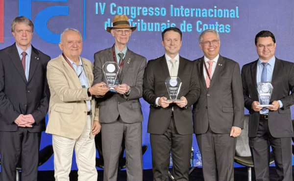 com-selo-diamante-em-transparencia,-governo-do-tocantins-avanca-na-participacao-cidada-por-meio-do-sistema-estadual-de-ouvidorias-–-secom-to