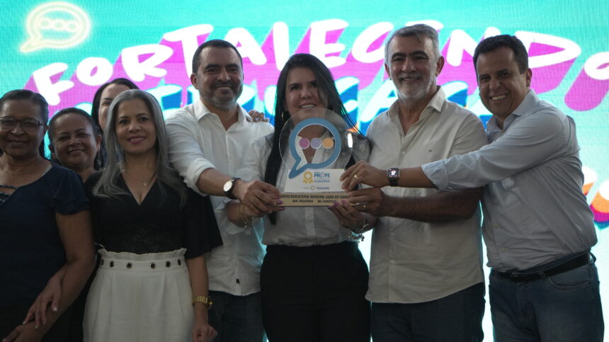 aleto-acompanha-governador-em-agenda-com-foco-na-educacao-e-seguranca-publica-em-dianopolis