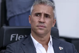 escolha-de-crespo-custa-caro,-mas-sao-paulo-sai-do-paulistao-com-esperancas