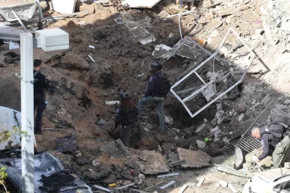 ira-ameaca-israel-com-ataques-de-misseis-e-drones-apos-novas-ofensivas