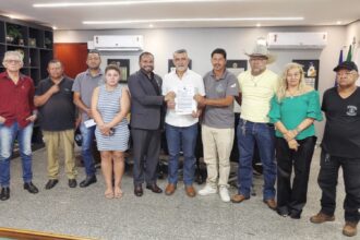 amelio-cayres-recebe-representantes-de-povos-e-comunidades-tradicionais-do-tocantins